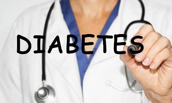 血糖|身患糖尿病，晚餐时应避开3类食物，并不是什么难事