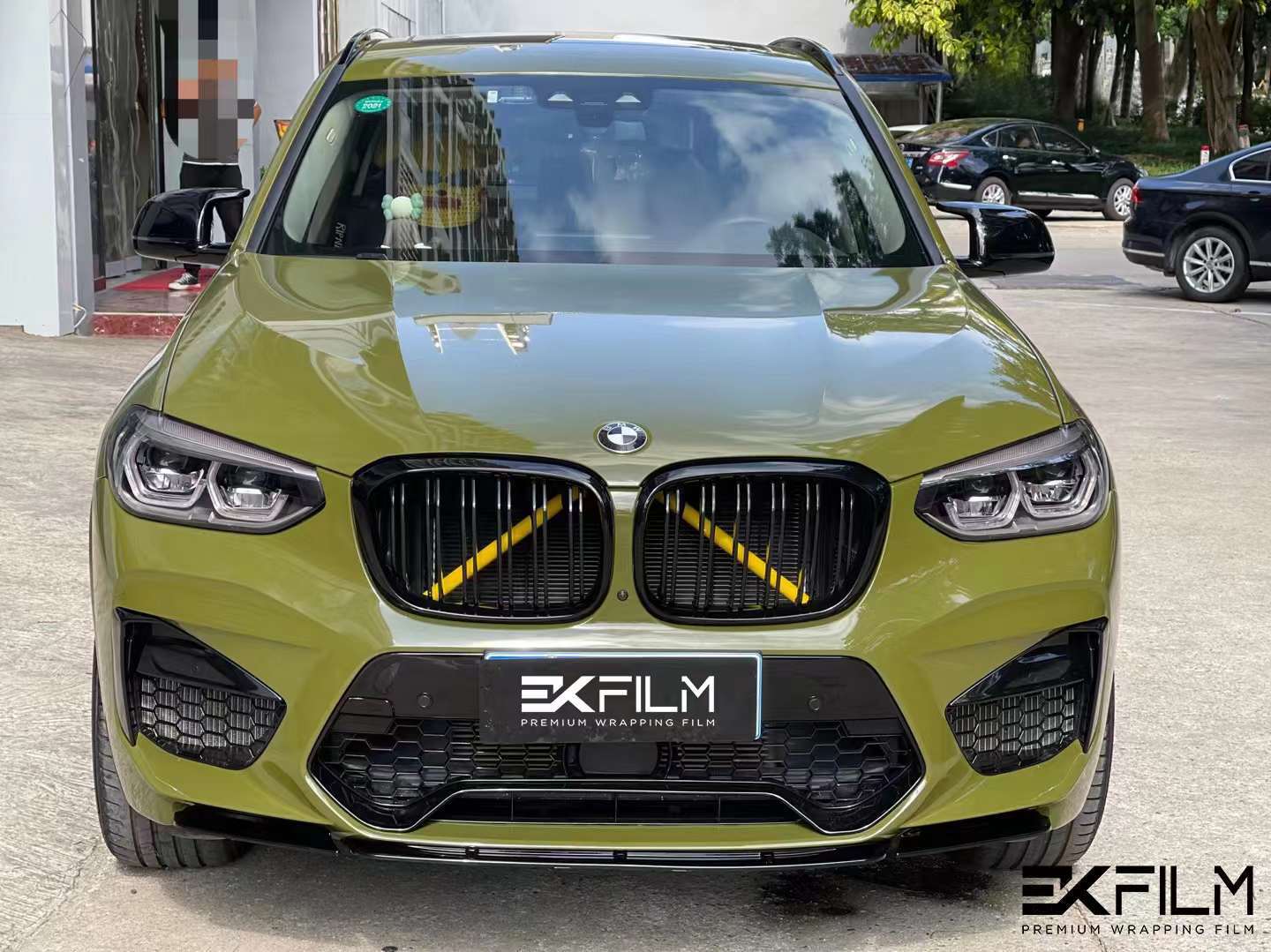 宝马x3汽车贴膜ekfilm-ek改色膜pet战斗绿
