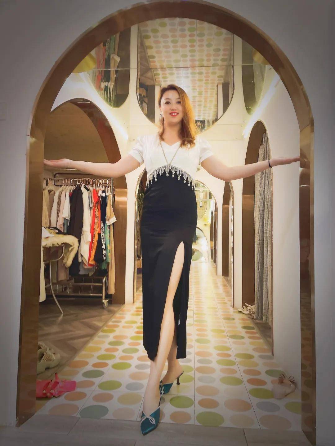 股东|尊享时装盛宴,共赴时尚秘境——打造专属你的气场