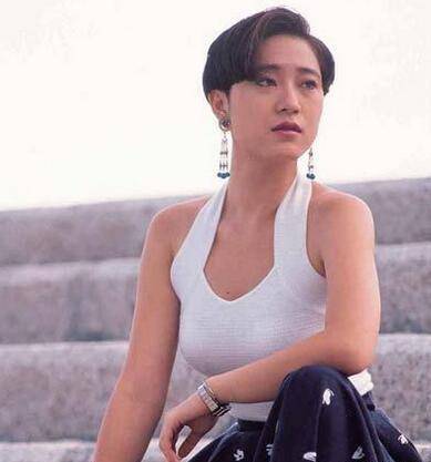 发型|短发女明星中我最服陈法蓉，留了一辈子短发，52岁还是这么漂亮