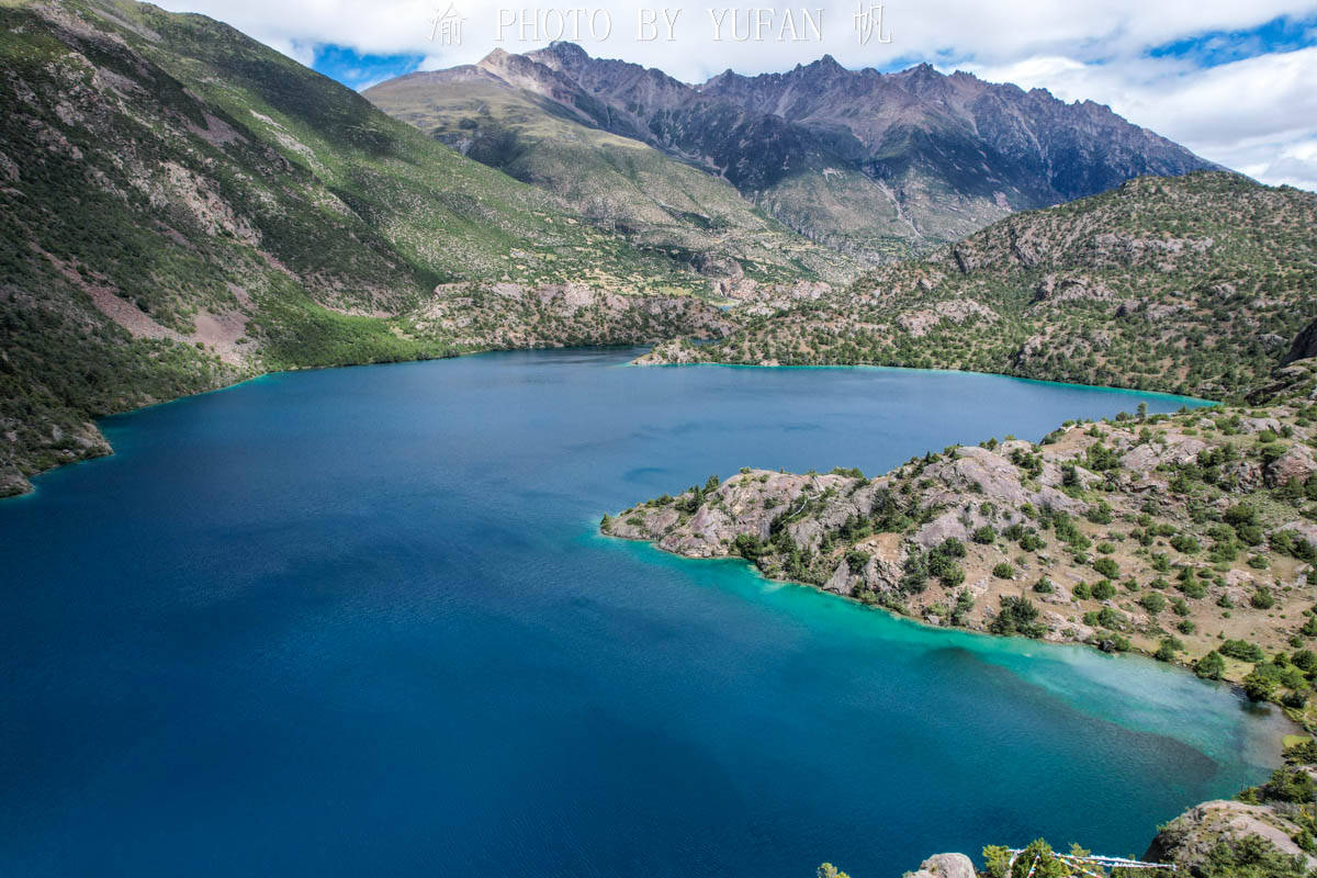 西藏东部最美湖泊，我投三色湖一票，名气虽不大，却比然乌湖还美