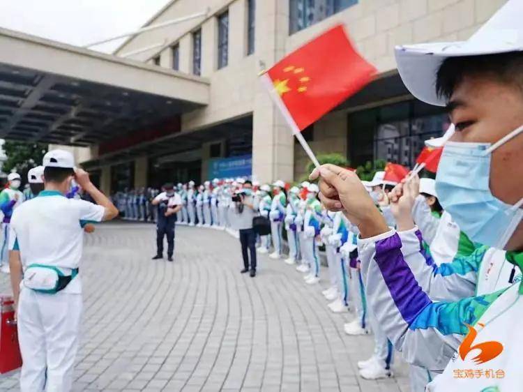 圣火|来了！她来了！ 全运会圣火火种顺利抵达宝鸡