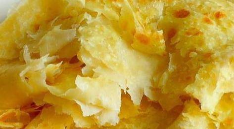 葱花|1碗面粉加2个鸡蛋，教你做“懒人”早餐饼，软嫩又劲道！