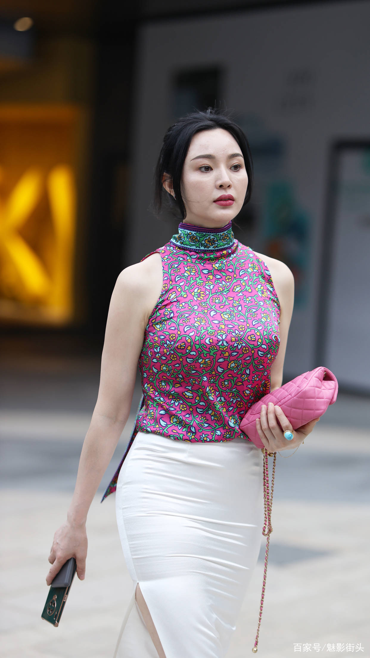 真丝|30+的女人有多美？关键在于怎么搭配，穿对了美得优雅又高级