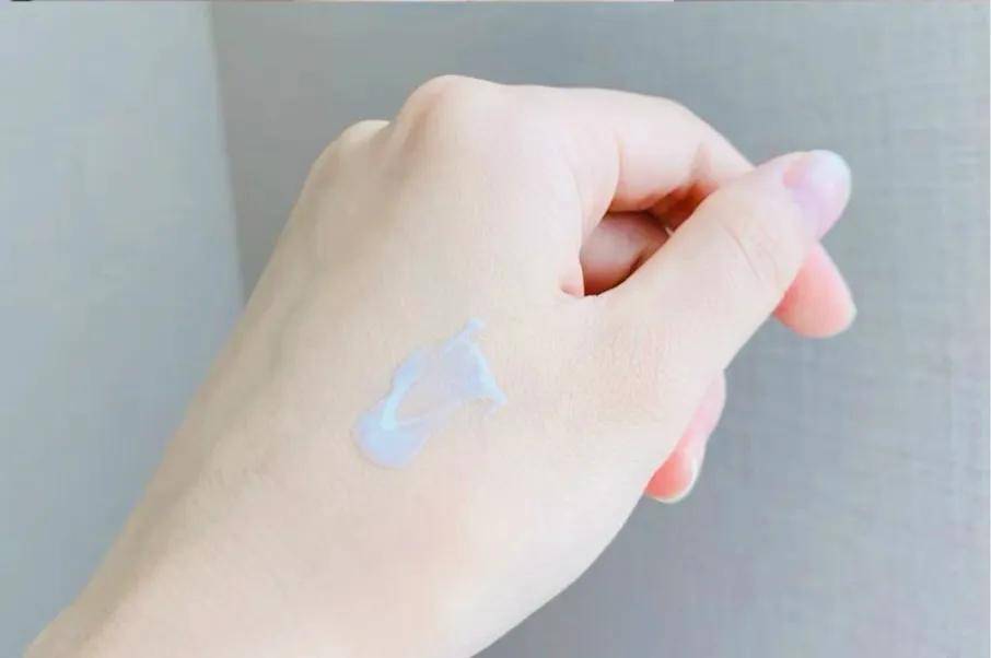 方法|精华液的正确使用方法，一定要看