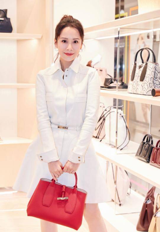 经验|日常出行穿衬衫怎么搭，老戏骨海清有经验，帮你时髦保暖两不误