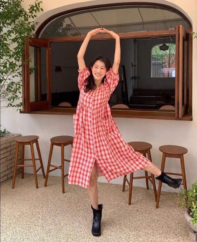 脖颈|韩国ins博主seoziyeon ??简约随意舒适的穿搭日常