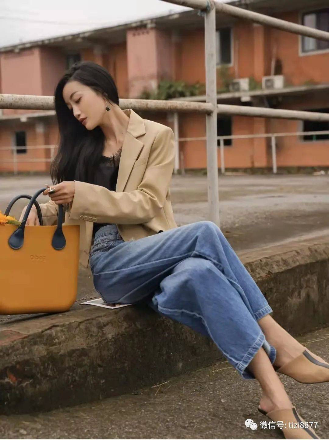 黑色|秋天穿什么衣服搭配好看