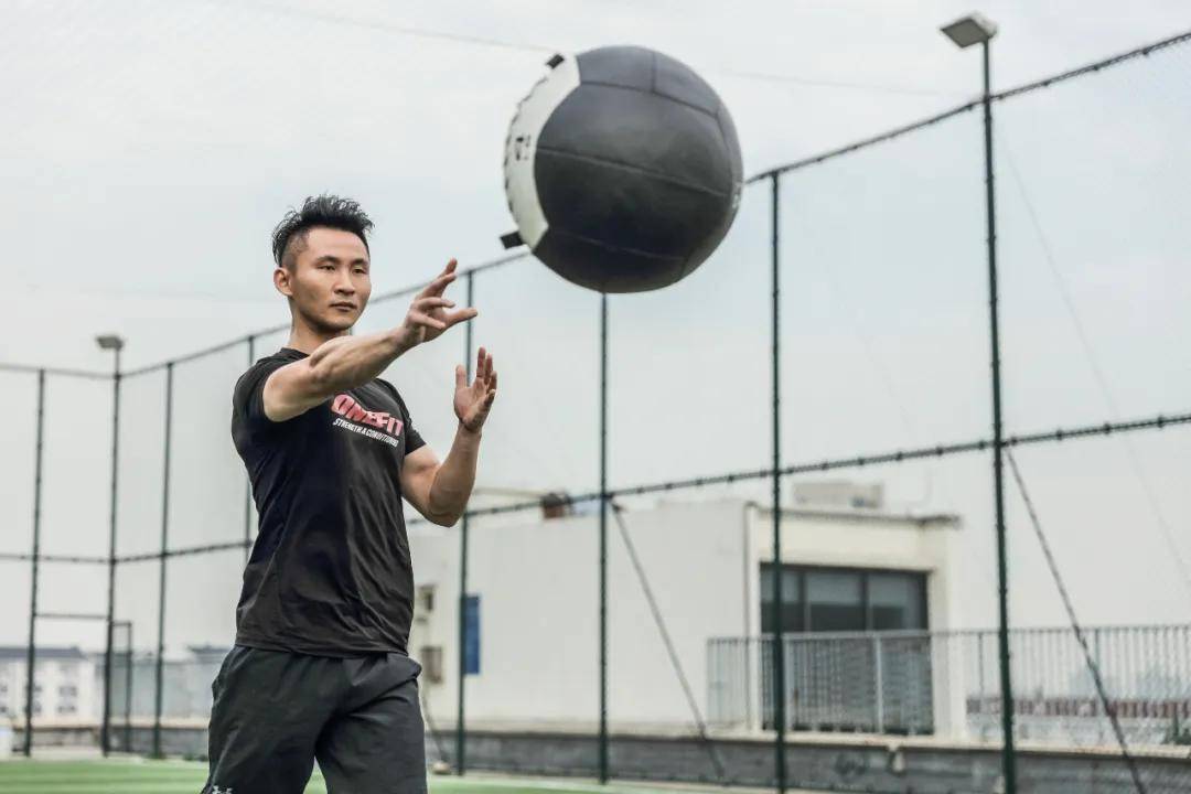 onefit健身学院干货软药球与爆发力训练