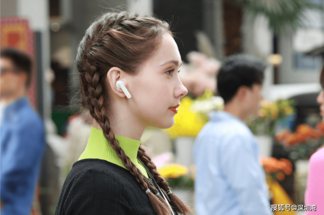 com|TWS 市场向平价迈进，不温不火，却是 AirPods 的至暗时刻