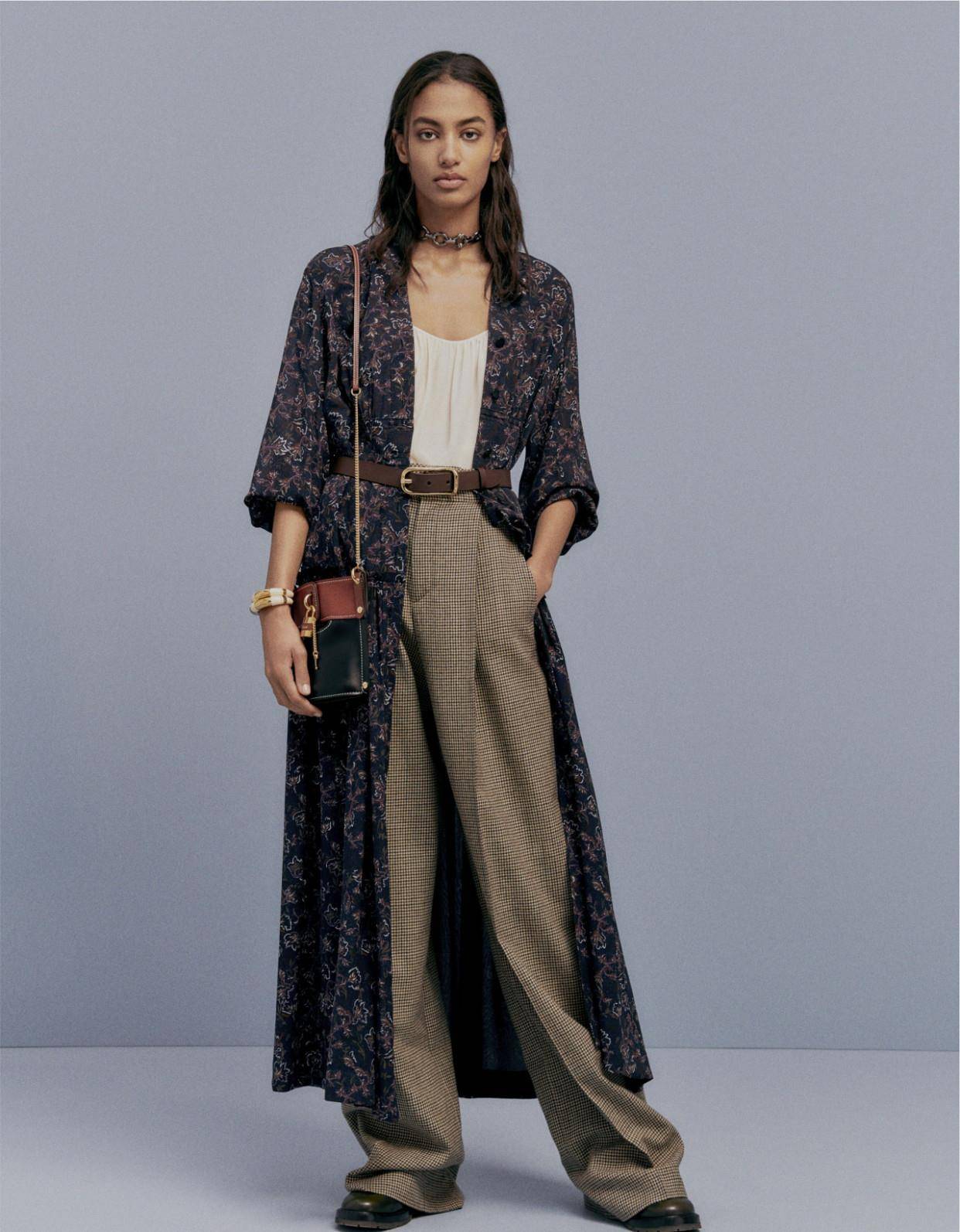 本质|2020早秋服装:让服装本质说故事,Chloe用基本元素大玩穿搭游戏