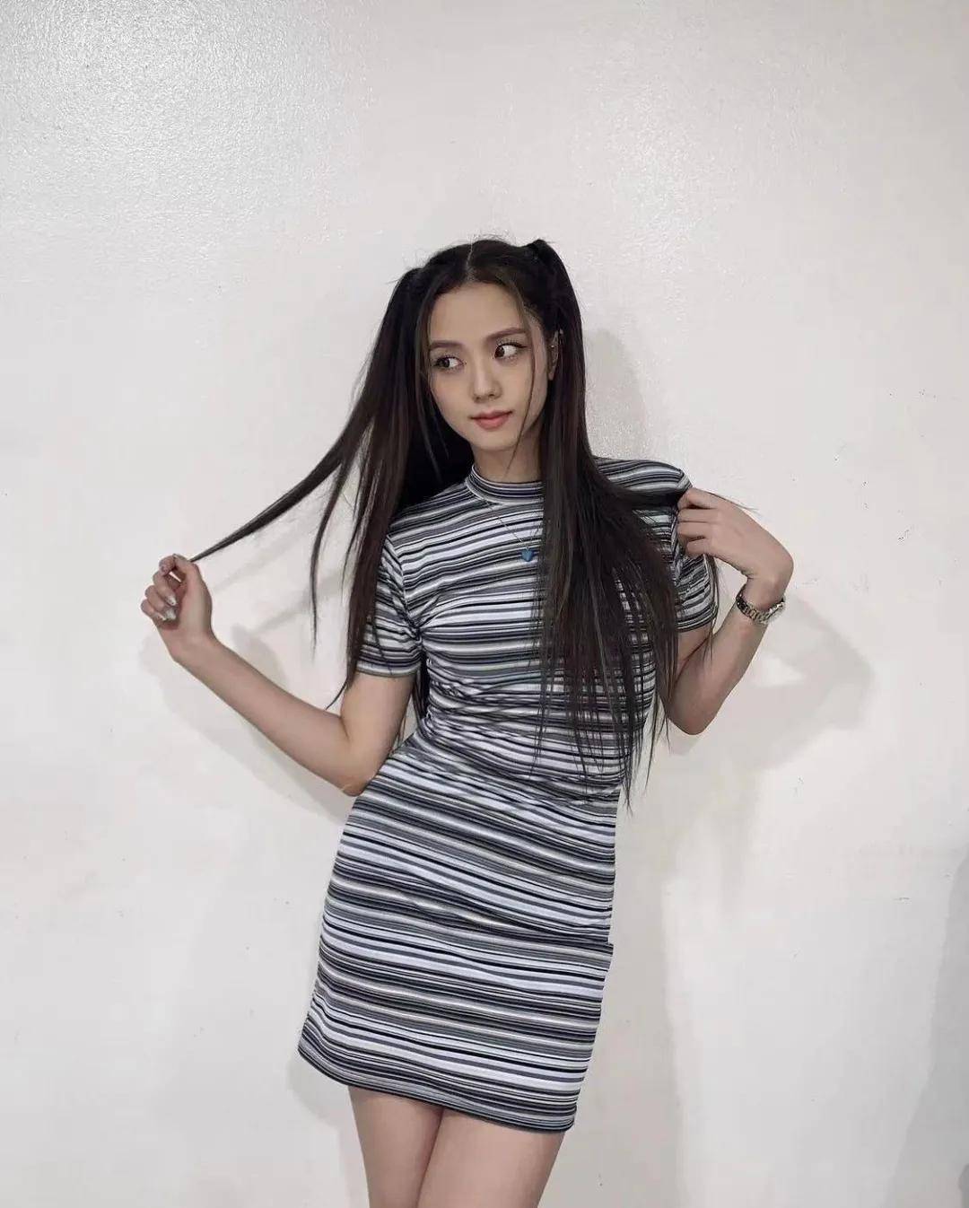 女神|赵露思、Rose的双马尾，治好了我的低颅顶！