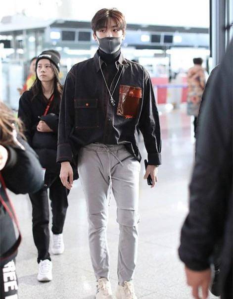 黑色|侯明昊戏好衣品更好，每回出场都惊艳，真是个迷人的“小妖精”！