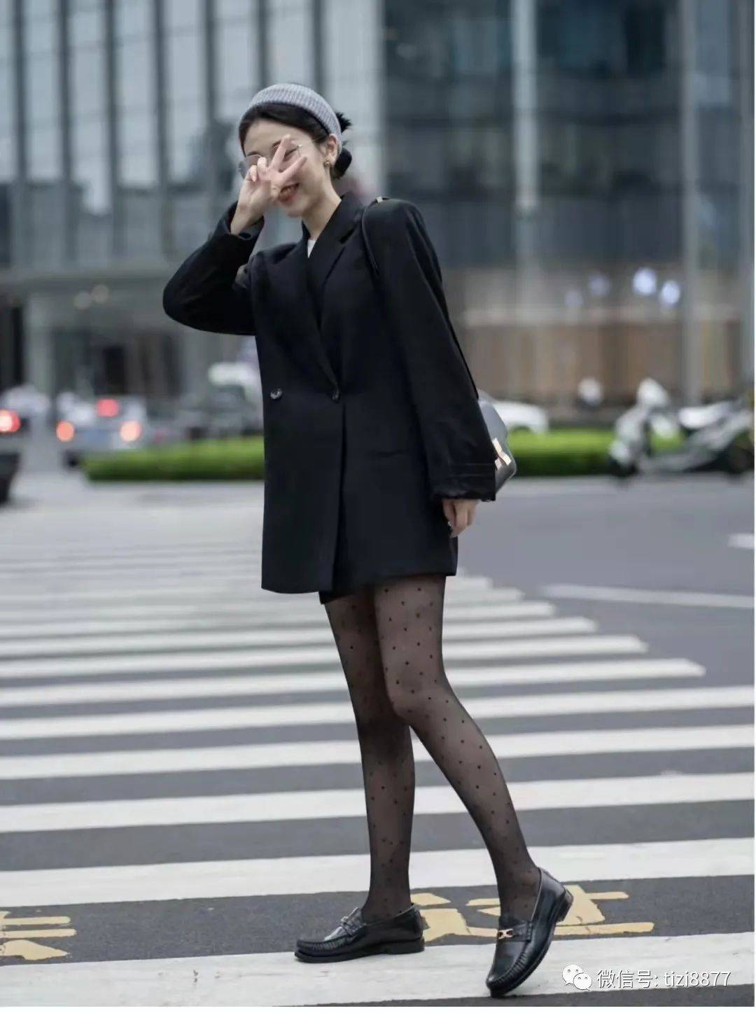 丝袜|黑色乐福鞋怎么搭配衣服好看