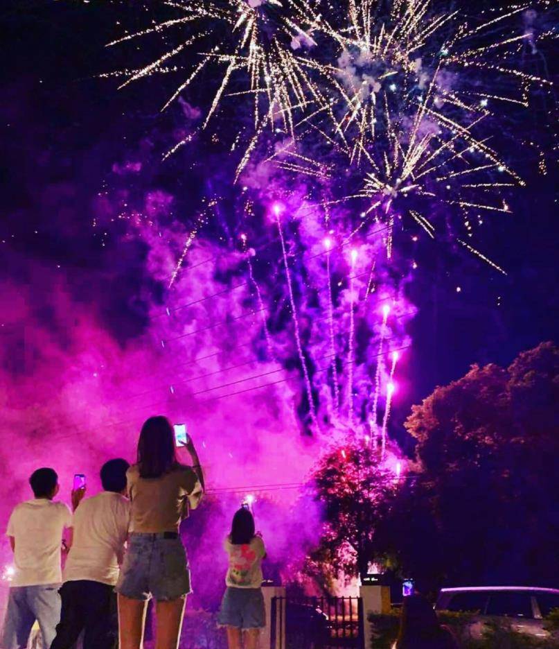 太阳镜|学学陈若仪的夏季清新穿搭！提高腰线，还可以秀出长腿！