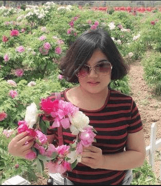 "山楂妹":因残疾被亲生父母抛弃,成名后拒绝认亲,只爱养父母