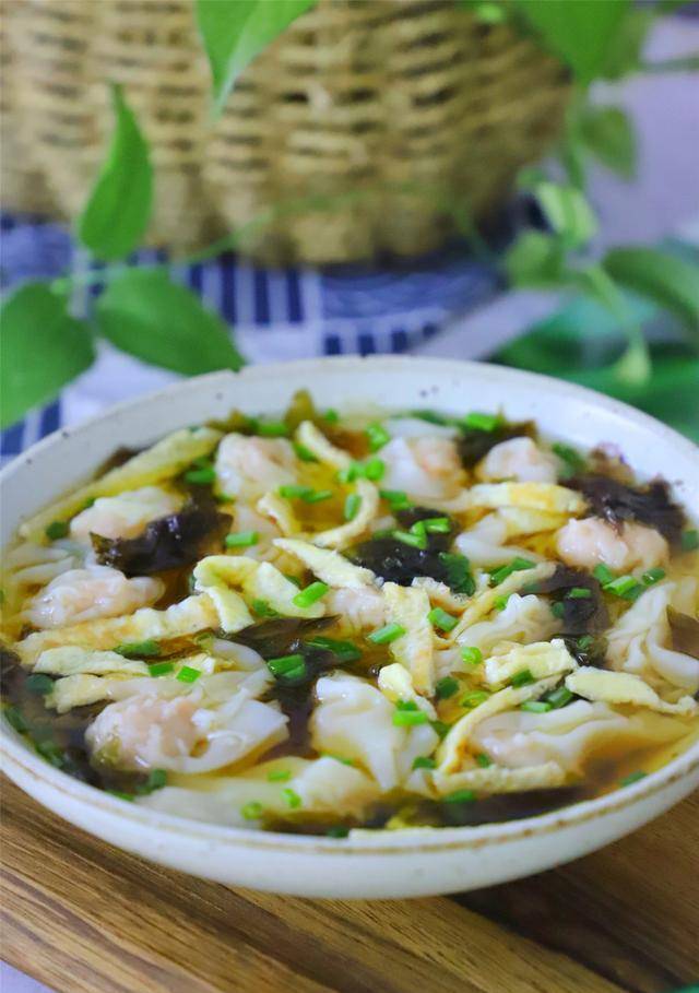 包子|夏天，孩子三天两头点名要吃的早餐，皮薄馅嫩，比包子馒头营养