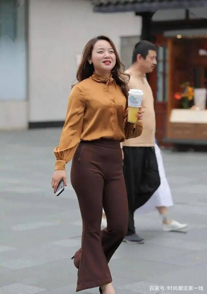 作用|“水桶腰”没救吗？通过合理的穿搭配合，还是会让人眼前一亮！