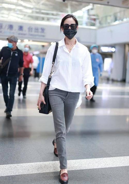 平底鞋|张钧甯这样穿看似简单，但一般人穿不好，身材好可以大胆尝试