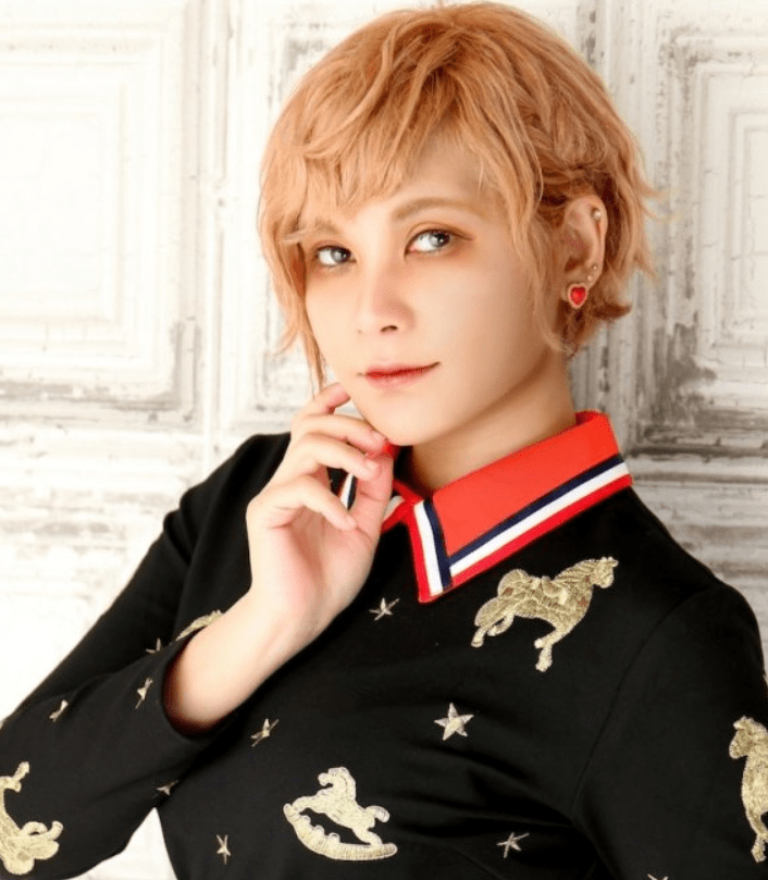 没人比她更适合jojo徐伦声优菲鲁兹蓝晒肌肉声音和身材双重贴合