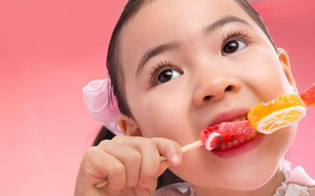 原创越南小胖墩食量惊人爱好就是吃饭专家这不是可爱而是烦恼