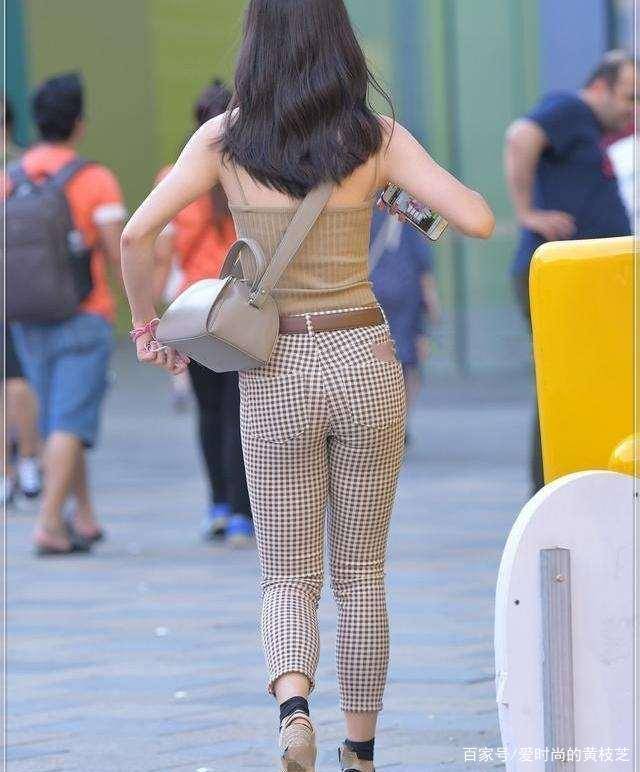 bf|酷酷装扮的瑜伽裤充满青春的时尚活力,展示时尚风情,精致时尚