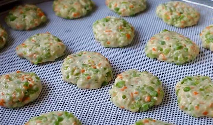 方法|我家苦瓜从不炒着吃，加一碗面粉，营养解馋还不苦，非常适合早餐