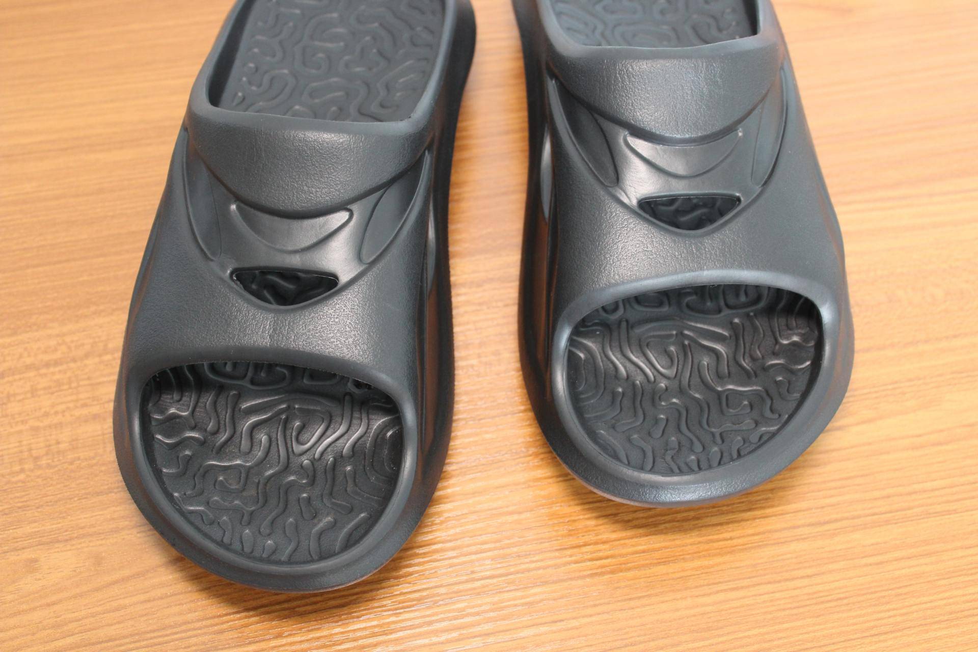 设计|有颜有料，咕咚运动拖鞋评测体验，拖鞋也能如此舒适