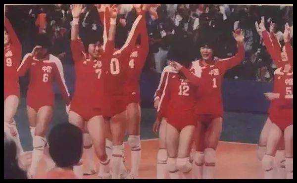 帆布鞋|劝你们不要再买NIKE了!2021穿这几双运动鞋超洋气!简直好看爆了!