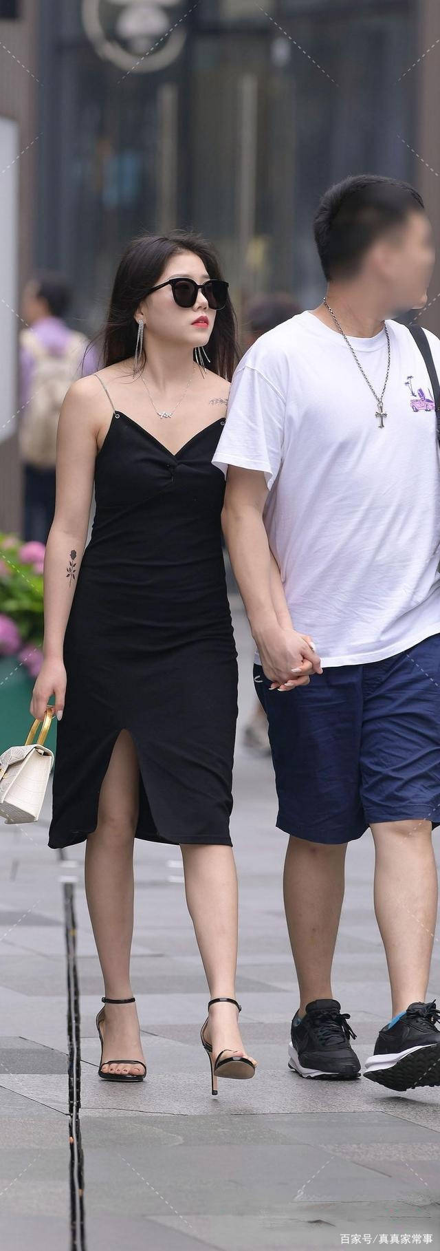 个性|青春打洞裤美女，营造出腿长1米8的既视感！