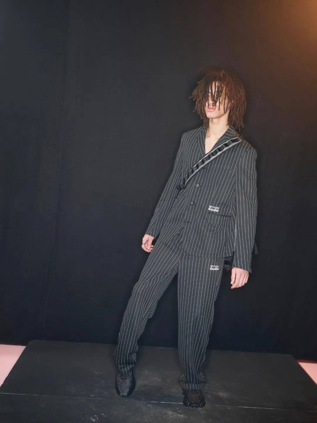 品牌|当运动鞋品牌认真做起衣服来，我再也忍不住了