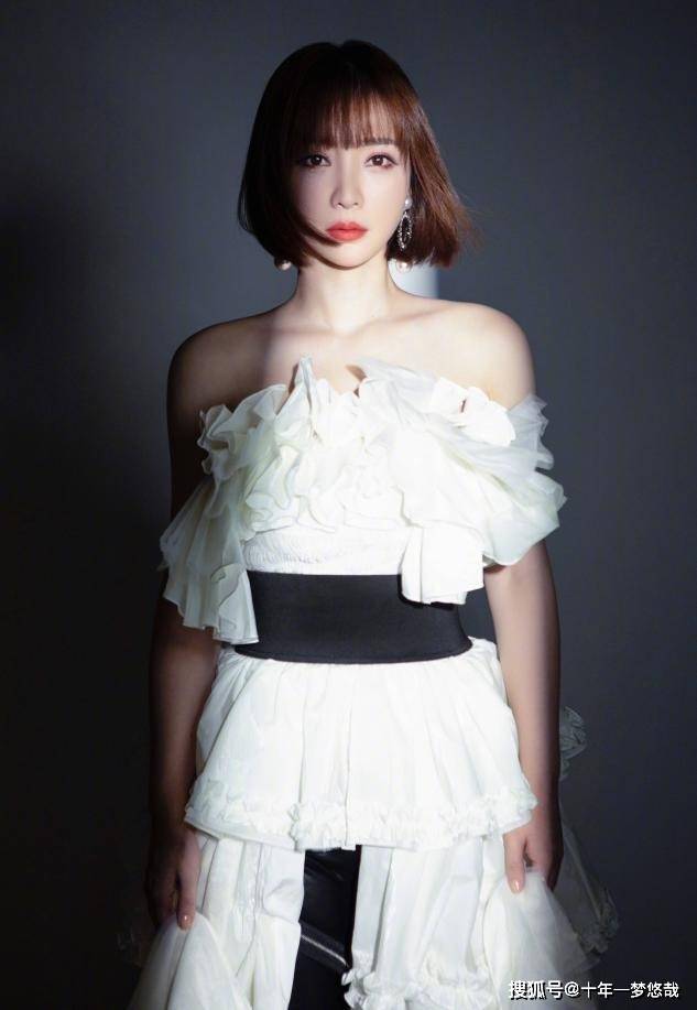 好身材|柳岩真是放得开,穿吊带流苏裙不遮掩好身材,曲线玲珑让人羡慕