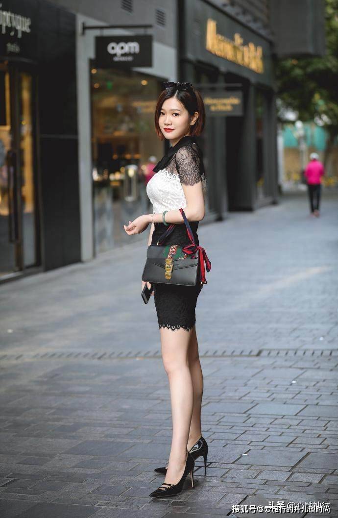 身材|秋来广州美女街拍时尚穿搭，“越秀”越时尚越发的美丽，多姿多彩