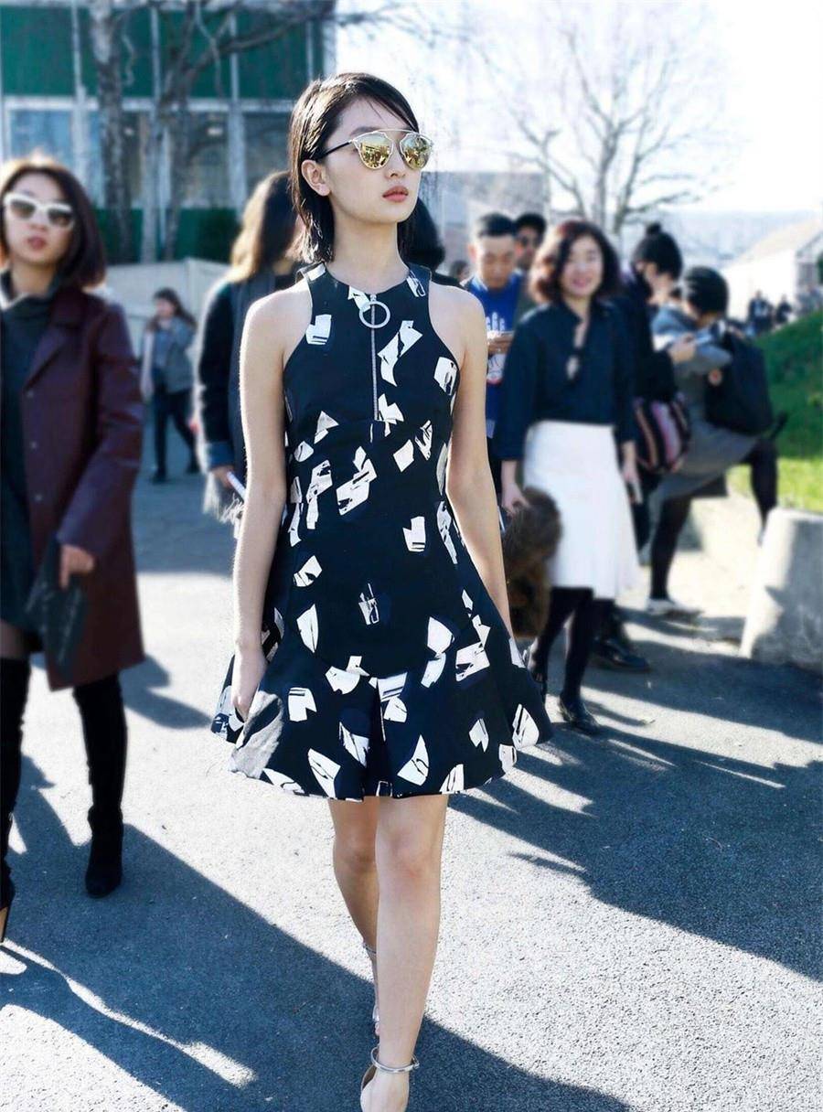 周也身材扁平 2de6bdb864bf4667ae606c91bc38bae4.jpeg