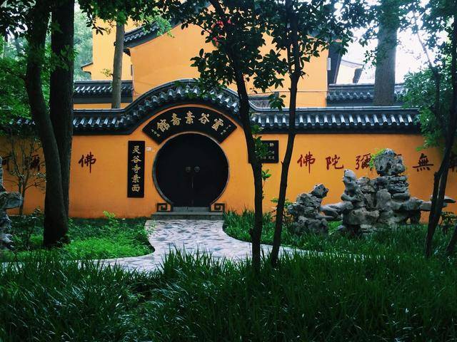 南京香火旺盛的一座寺庙，曾有过改名，是全国重点寺院