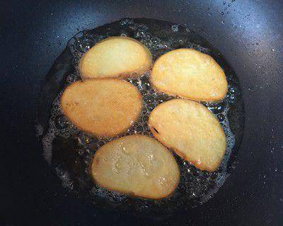 下锅|炸馒头片时，万万不要只裹蛋液，多加这1步，外酥里软不吸油！