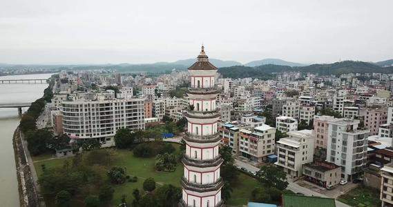 高州市人口_高州市各镇街人口一览 仅有一个镇街超十万人,最低的四千多人