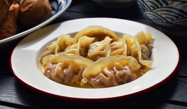 红薯|两口子的家常早餐,做法简单味道赞,好吃易消化,这就是家的味道