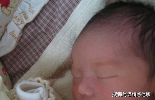 八个月婴儿睡觉姿势 3e46f092a2f64a82bd70133ea0c63f34.jpeg