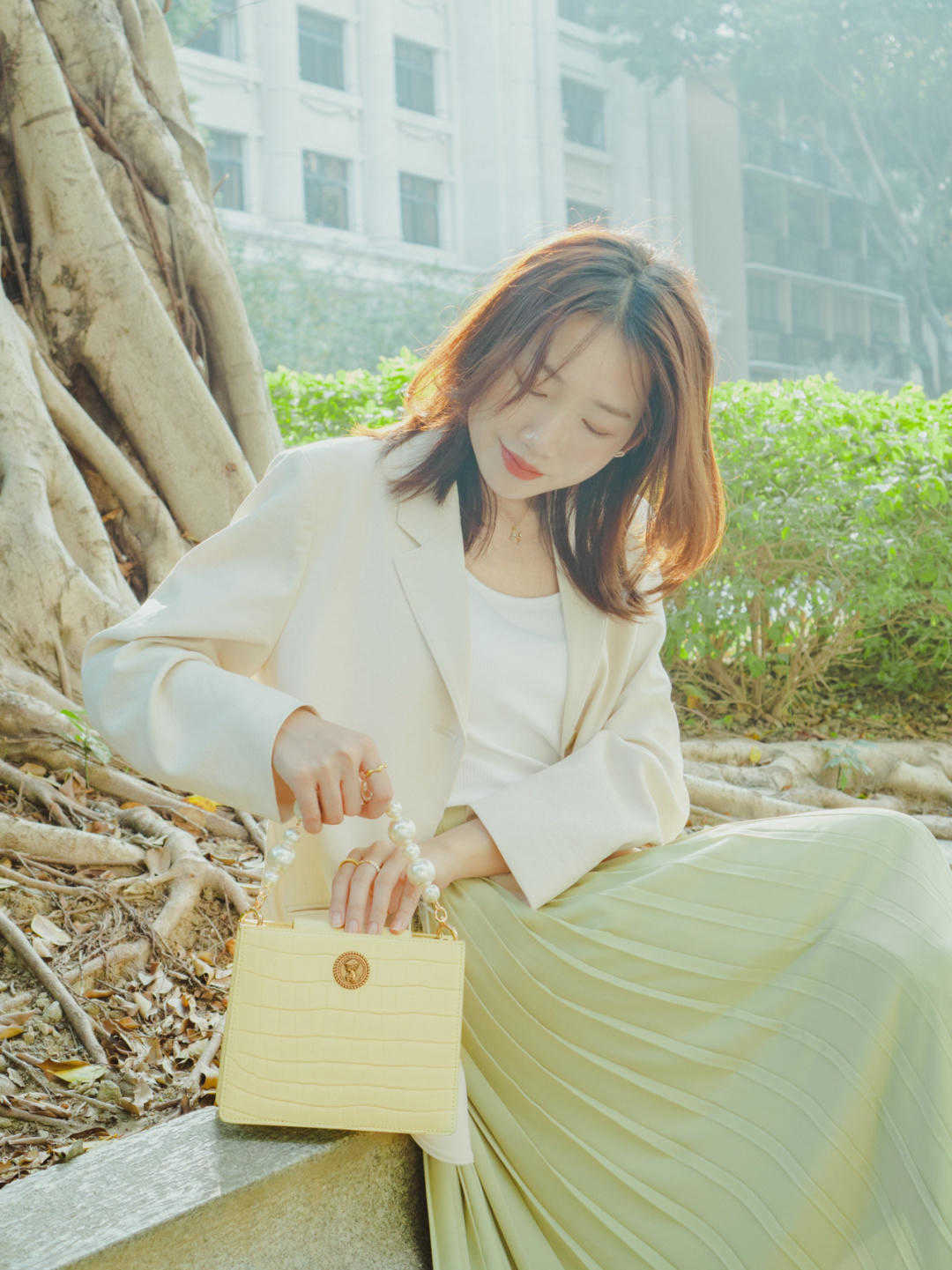 感觉|秋季,针织衫怎么穿出高级感?搭配这几个基础款,绝对惊艳