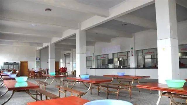 职业|近期高发！此地已有90人感染