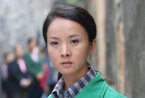 时间|谢兰:挥泪反哺聋哑父母,婚后丁克11年,39岁为爱冒险生子