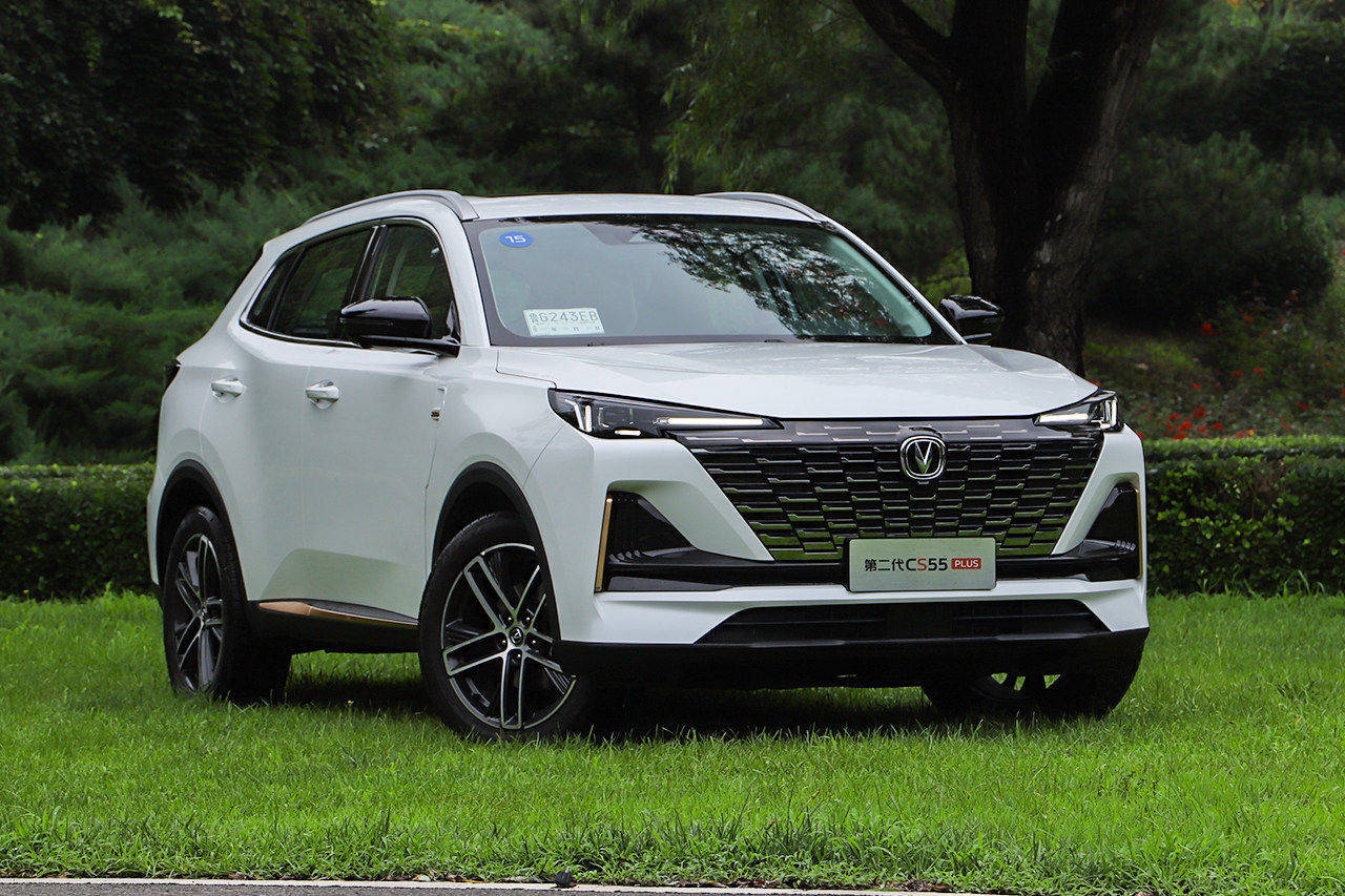 长安cs55plus全系标配1025英寸大屏落地只需要12万