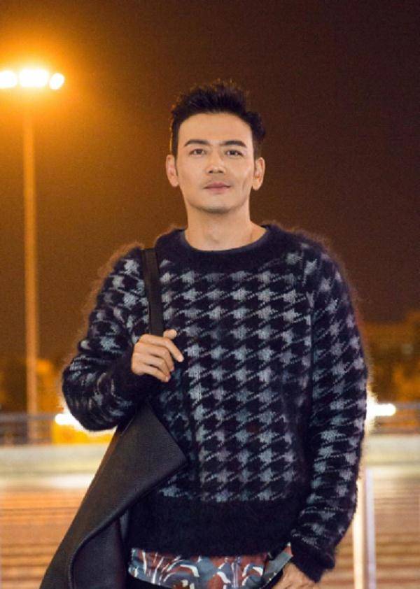 田倚凡最佳男配印小天携手毒舌评委李成儒悄悄演了部翁婿烂