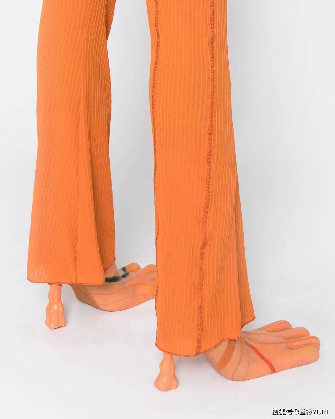 设计|新锐设计师｜靠怪兽五指鞋出圈的服装设计师宝藏品牌