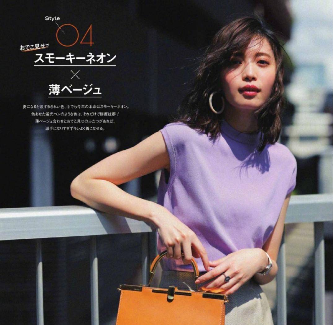 黑色|女生穿裙子有多美，10组温婉大气的日系裙装搭配，时髦又显气质