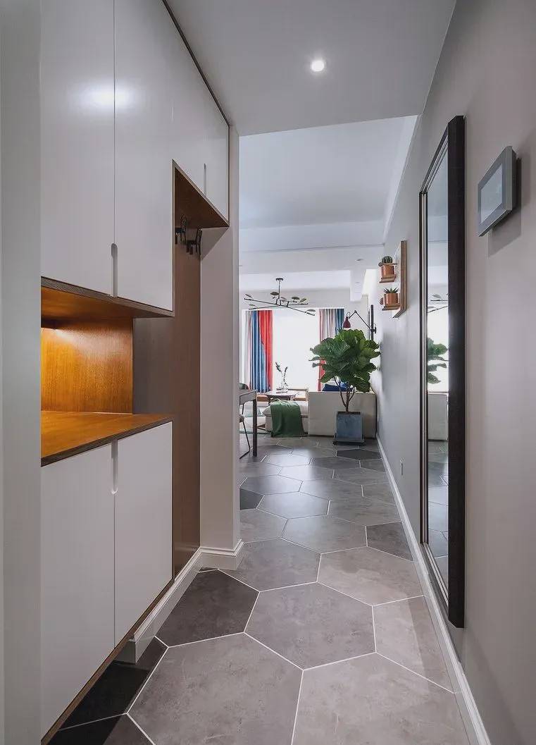 4种方法可以让暗小的玄关变得明亮,我亲自试过,每一种都很好用