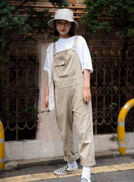 整体|女人要年轻好看，穿搭很重要！这5组时髦组合，夏日可以照着穿