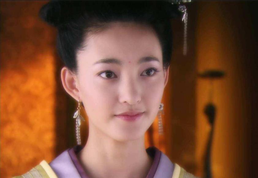 汪曼春|4版公认的“坏女人”，哪一个惊艳到了你？