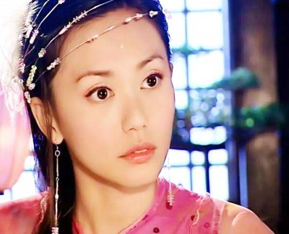 羽毛|林心如戴羽毛,阿娇戴羽毛,范冰冰戴羽毛,统统美不过她